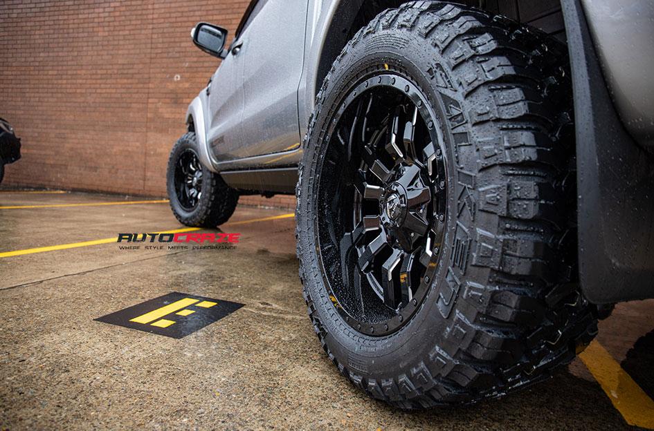 FORD-RANGER-SLEDGE-GLOSS-BLACK-MILLED-ACCENTS
